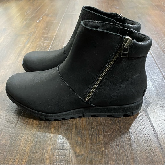 Sorel Harlow Leather Side Zip Bootie Size 8.5 Wmn - Picture 7 of 12
